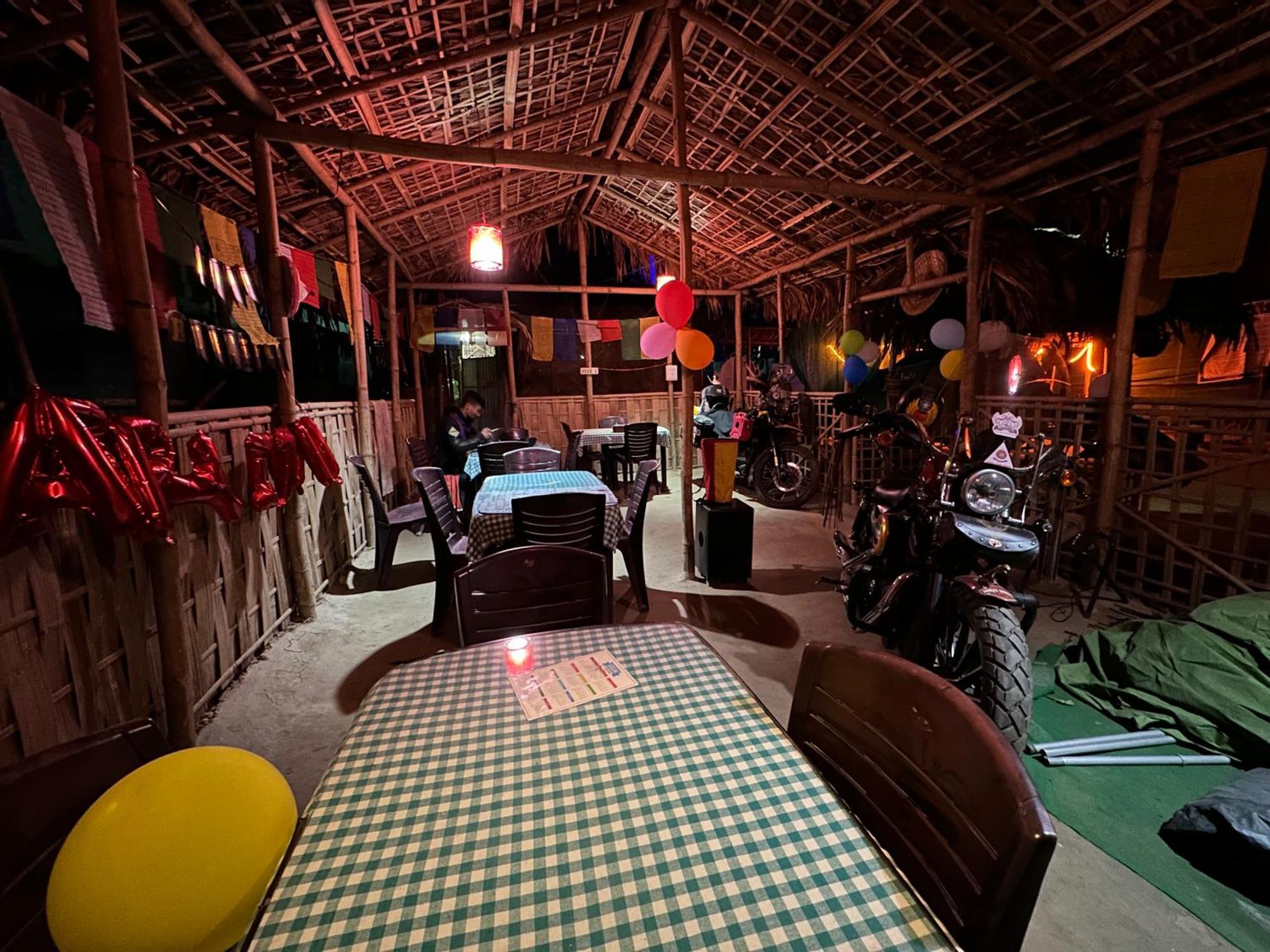 Hollong Eco Camp * Kaziranga